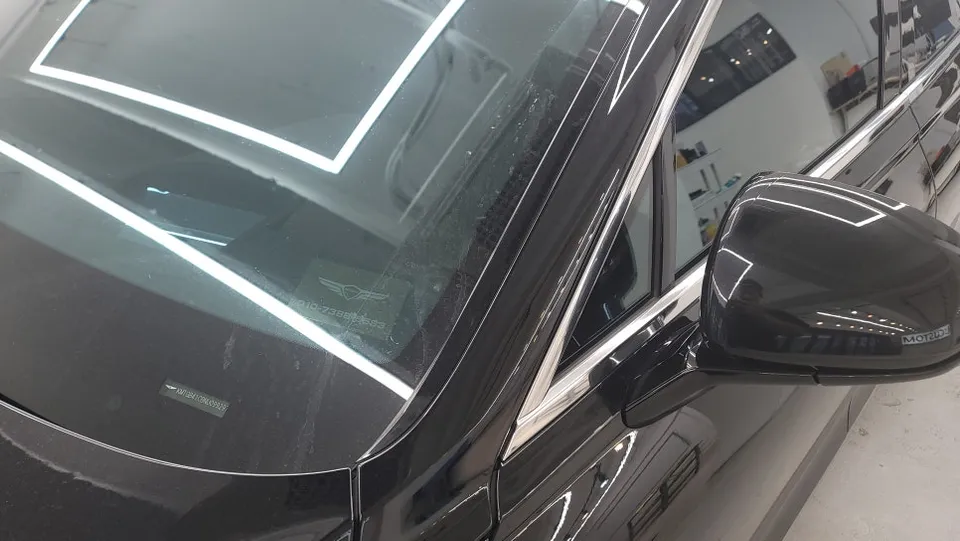 Genesis G80のカーフィルム施工事例｜費用目安と仕上がり 施工写真 3-1