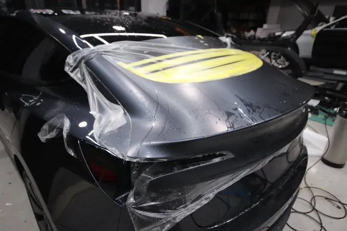 Tesla Model 3の無光PPF施工事例｜高級感ある仕上がり 施工写真 3-2