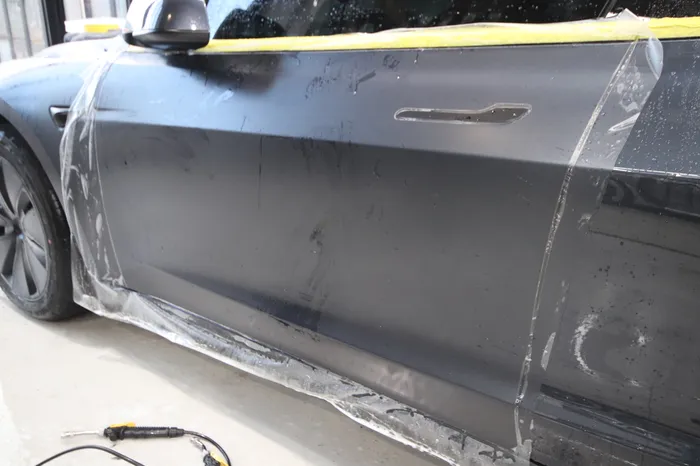 Tesla Model 3の無光PPF施工事例｜高級感ある仕上がり 施工写真 3-3