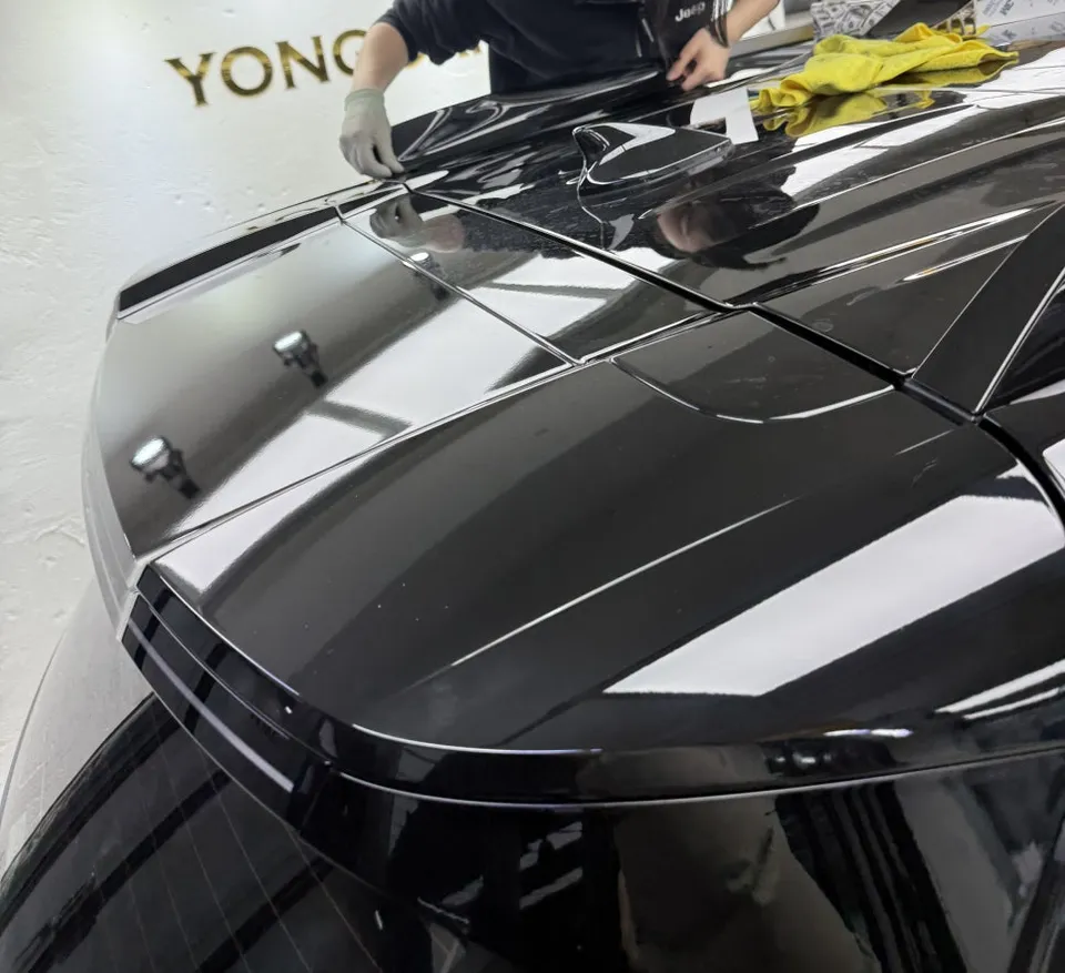Hyundai Palisadeのカーラッピング事例｜費用目安・仕上がり 施工写真 1-2