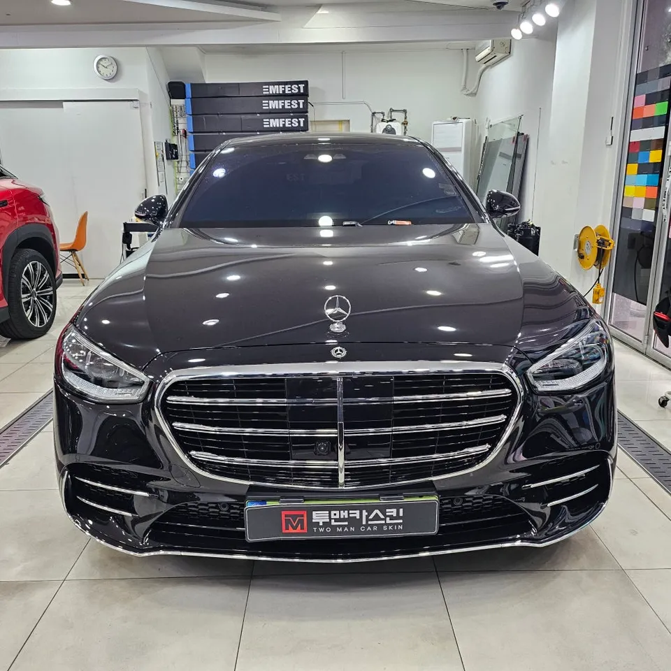 メルセデス・ベンツ Sクラス W223 カーラッピング事例 施工写真 1-1