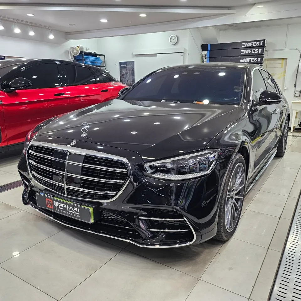 メルセデス・ベンツ Sクラス W223 カーラッピング事例 施工写真 2-1