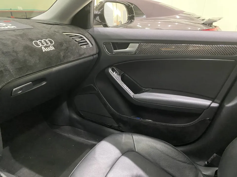Audi A5 ambient lighting - Audi A5 Ambient Lighting Installation Review photo 3