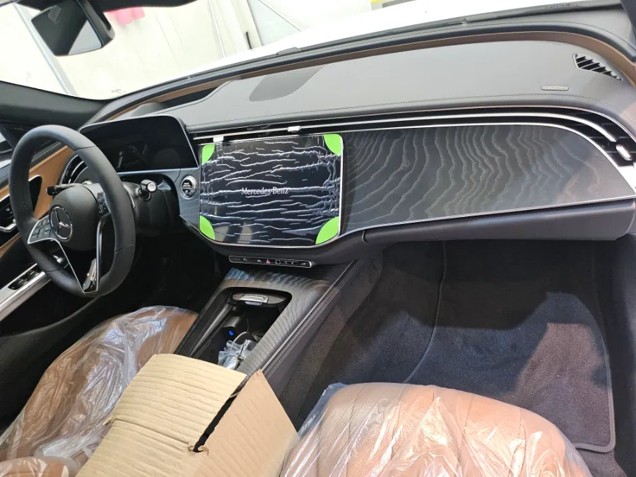 Mercedes-Benz Eクラス PPF施工事例|費用目安・仕上がり 施工写真 1-1