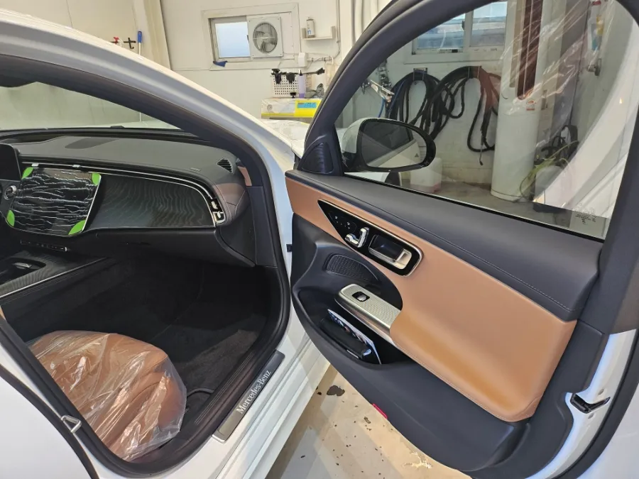 Mercedes-Benz Eクラス PPF施工事例|費用目安・仕上がり 施工写真 2-1
