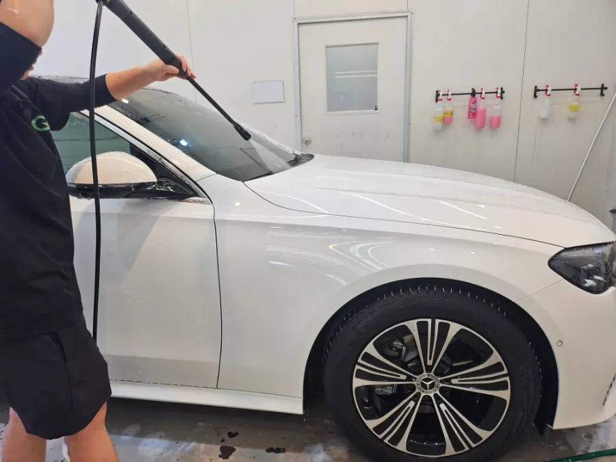 Mercedes-Benz Eクラス PPF施工事例|費用目安・仕上がり 施工写真 3-3