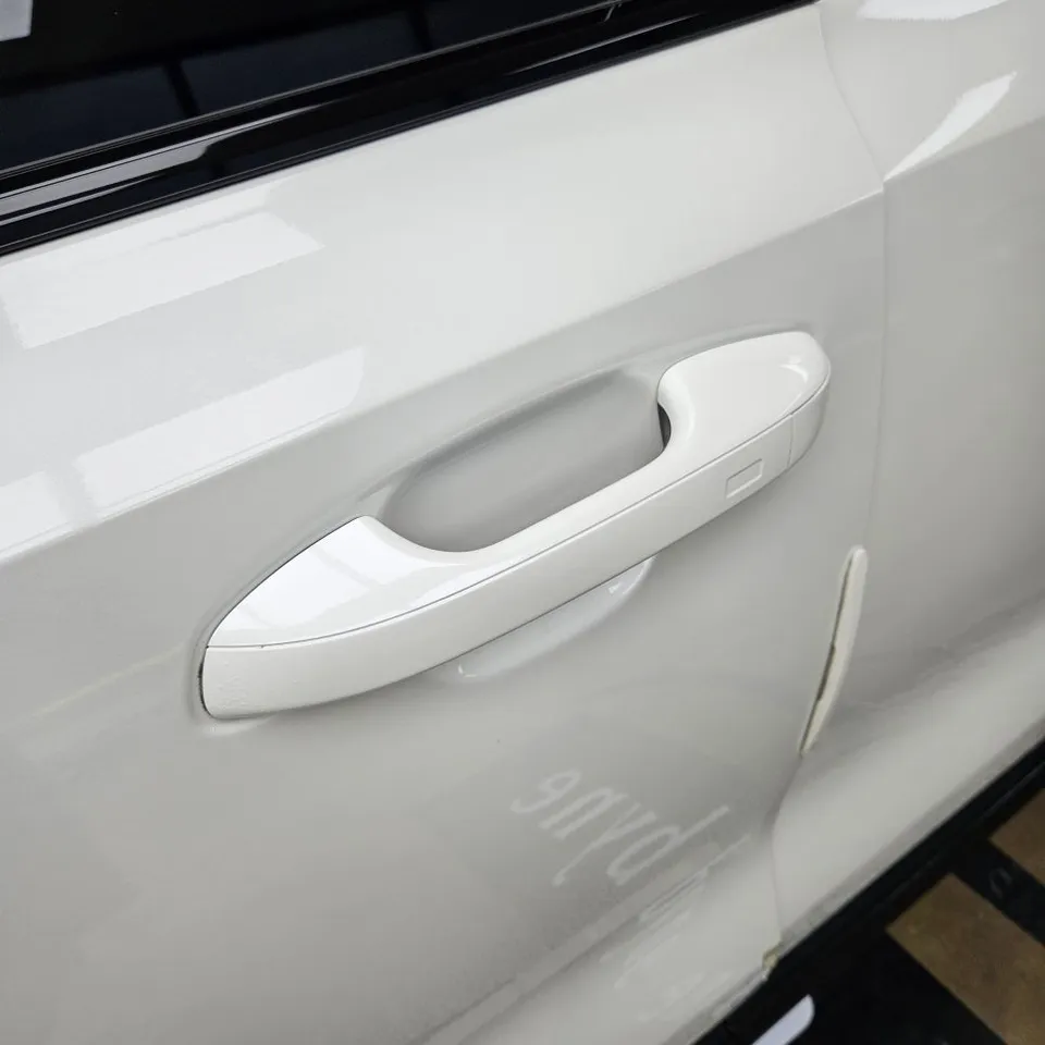 Kia Sorento MQ4のドアキャッチラッピング事例 施工写真 2-1