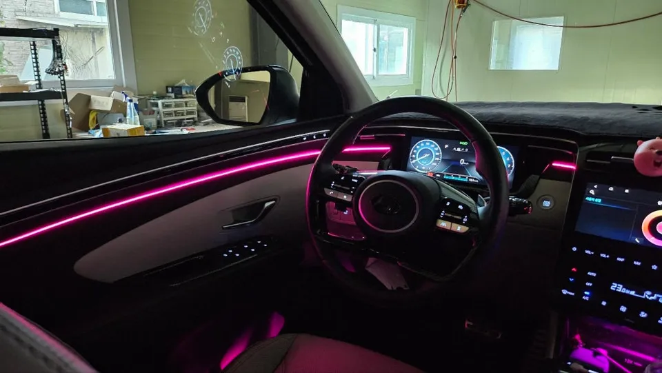 Hyundai Tucson NX4 ambient lighting - Hyundai Tucson NX4 Ambient Lighting Review: Cost & Results photo 4