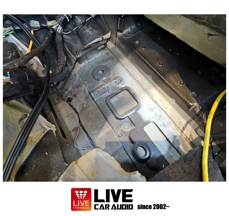 Land Rover Range Rover Sportのカーオーディオ施工事例 施工写真 1-2