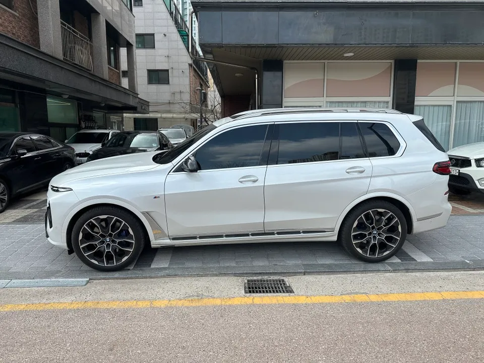 BMW X7 PPF Review: Cost & Rock Chip Protection photo 2