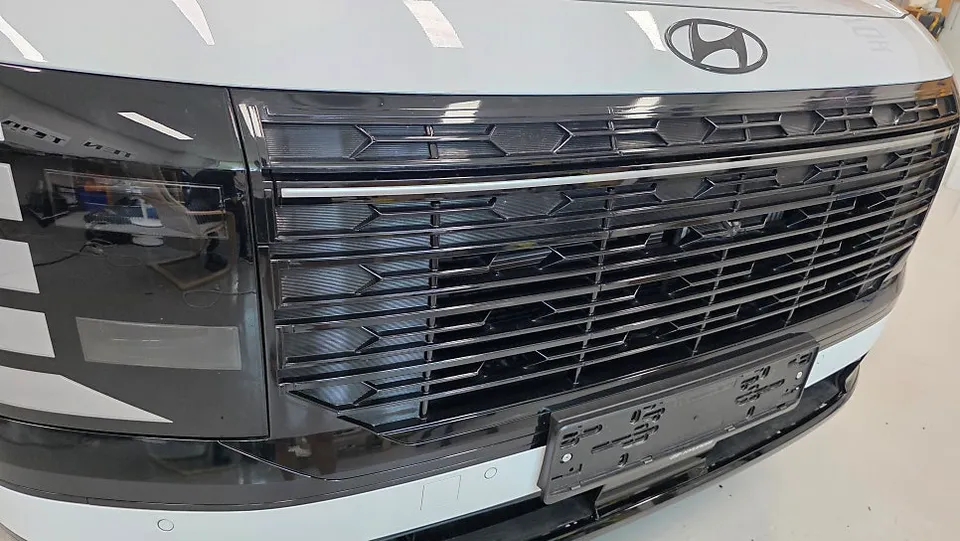 Hyundai Palisade PPF施工事例｜クローム部分のブラックアウト 施工写真 2-2
