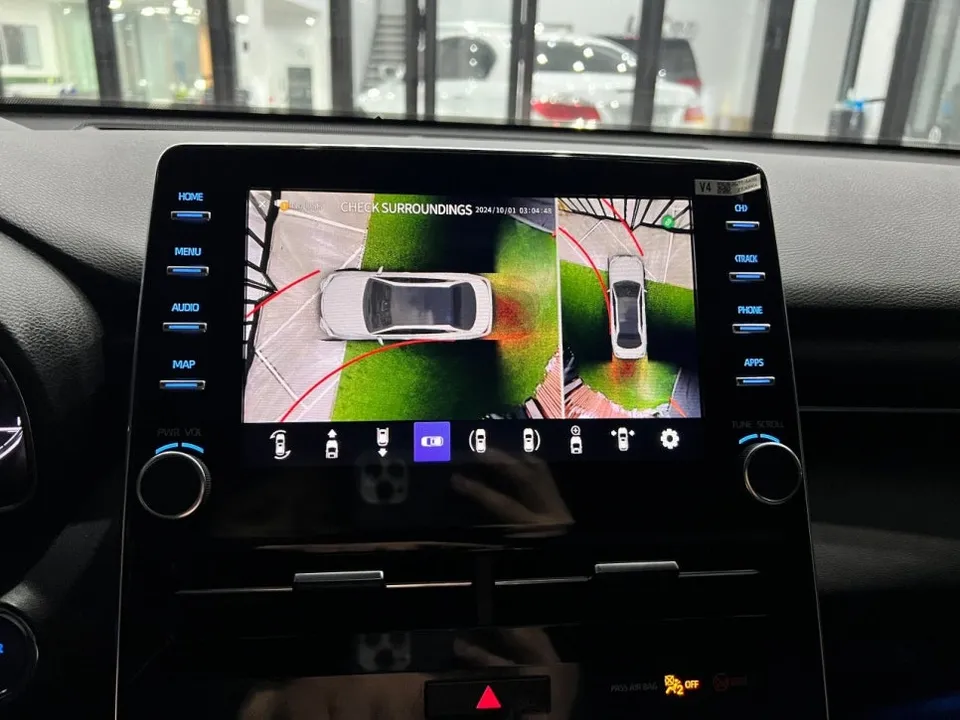 Toyota CamryのAndroid Auto・CarPlay取付事例 施工写真 3-2