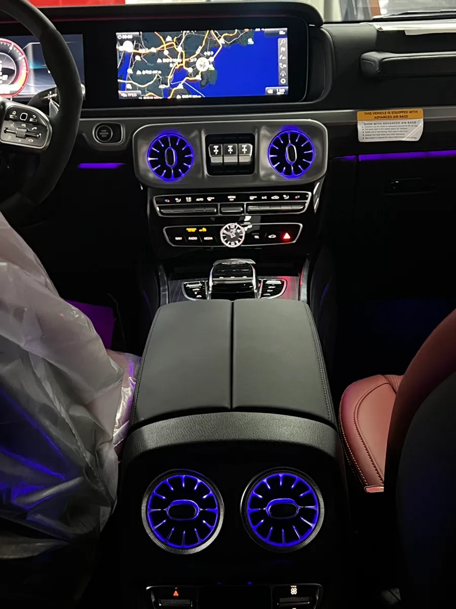 Mercedes-Benz G63 W467 dash cam navigation - Mercedes-Benz G63 Dashcam & Navigation Installation photo 3