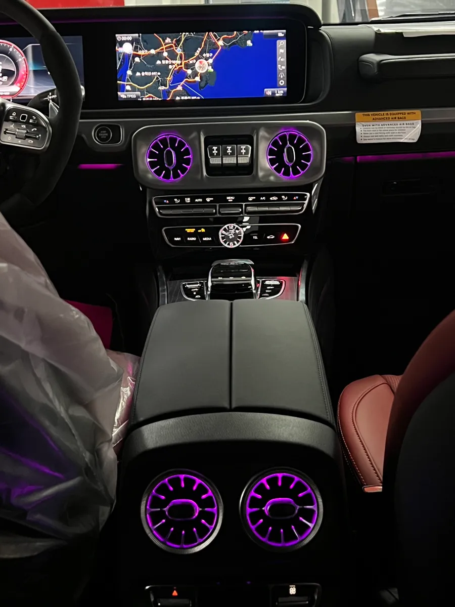 Mercedes-Benz G63 W467 dash cam navigation - Mercedes-Benz G63 Dashcam & Navigation Installation photo 4