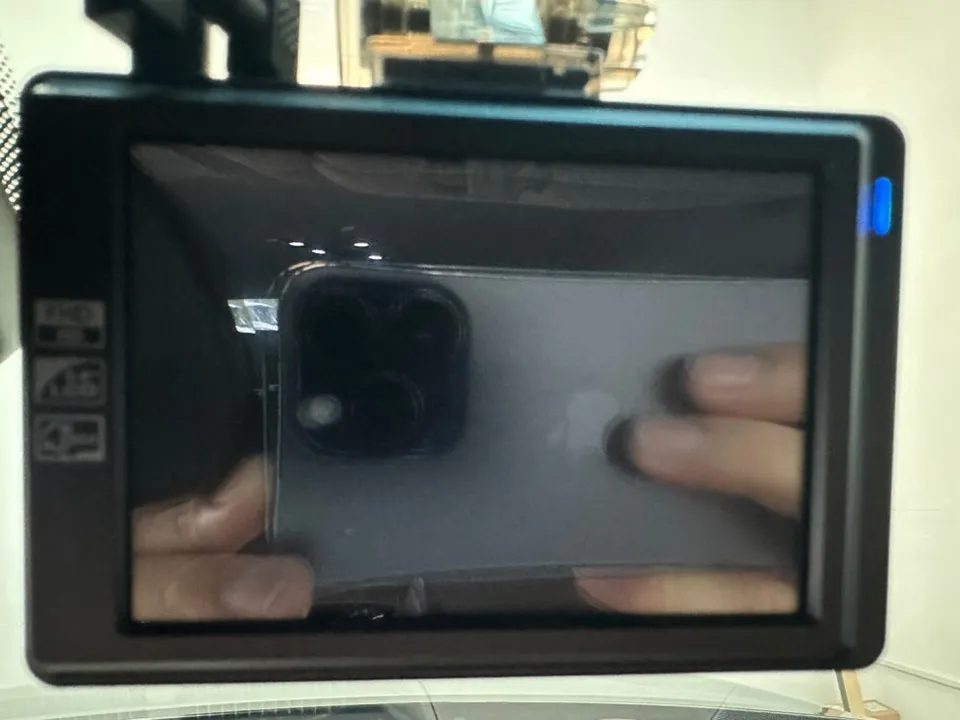 Hyundai Grandeur IG dash cam - Hyundai Grandeur IG Dash Cam Installation Review photo 4