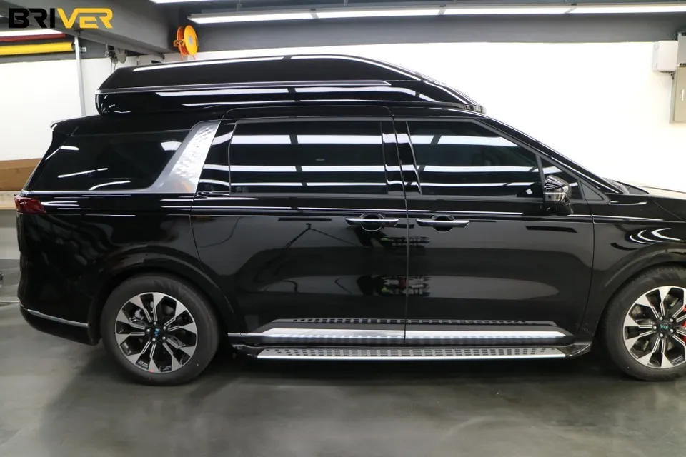 Kia Carnival vinyl wrap - Kia Carnival Vinyl Wrap Review — Chrome Delete & Color Change photo 4