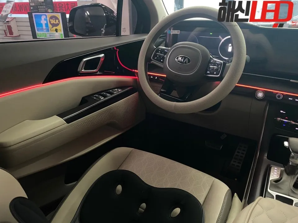 Kia Carnival vinyl wrap - Kia Carnival Vinyl Wrap Review — Chrome Delete & Color Change photo 6