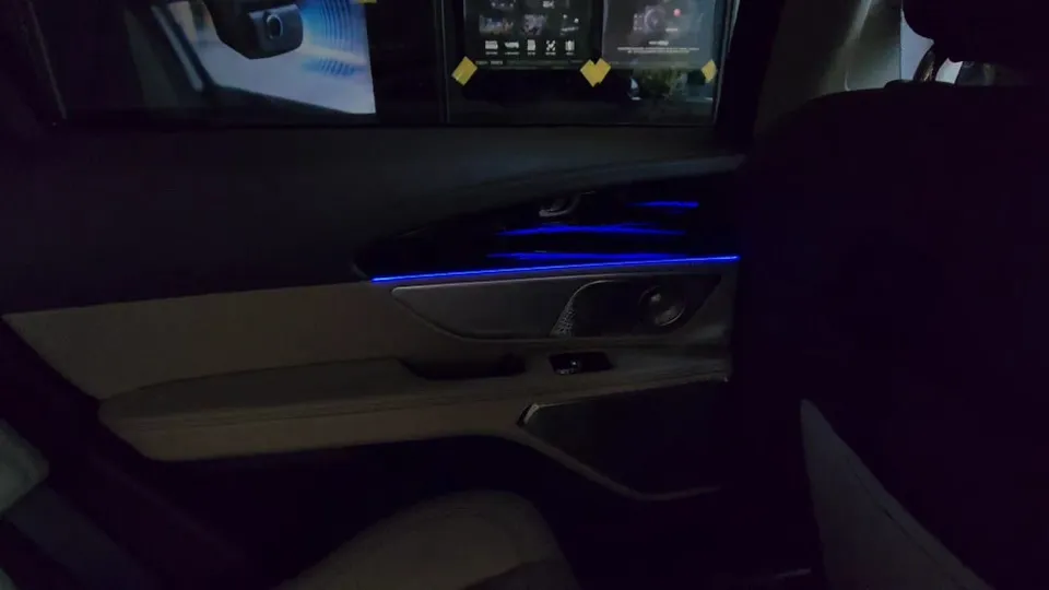Lincoln Nautilus ambient lighting - Lincoln Nautilus Ambient Lighting Retrofit Review photo 3
