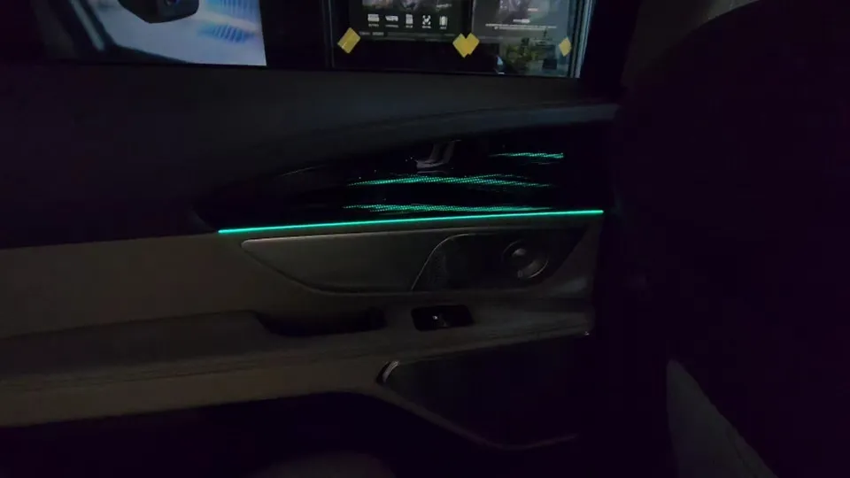 Lincoln Nautilus ambient lighting - Lincoln Nautilus Ambient Lighting Retrofit Review photo 4