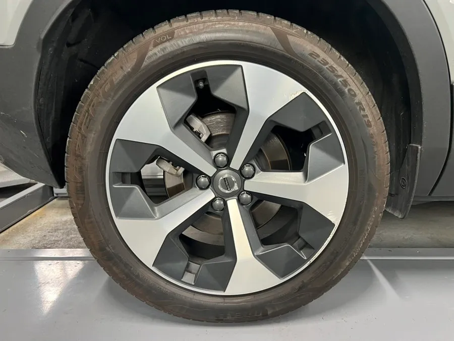 Volvo XC40 wheel repair - Volvo XC40 Wheel Repair Review: Flawless Rim Restoration photo 4