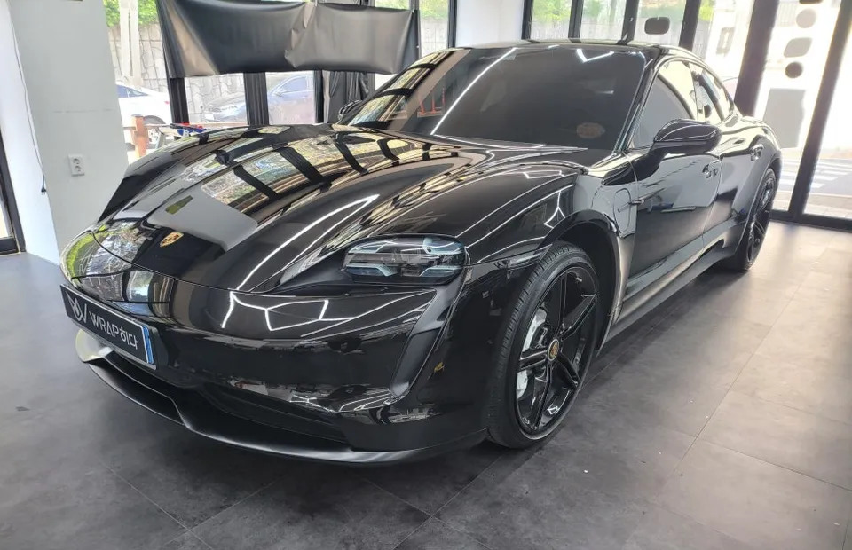 Porsche Taycan vinyl wrap installation result