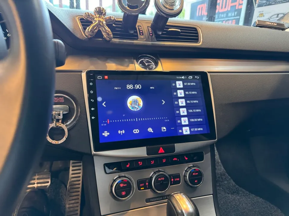 Volkswagen CCのAndroid Auto・CarPlay取付事例 施工写真 4-1