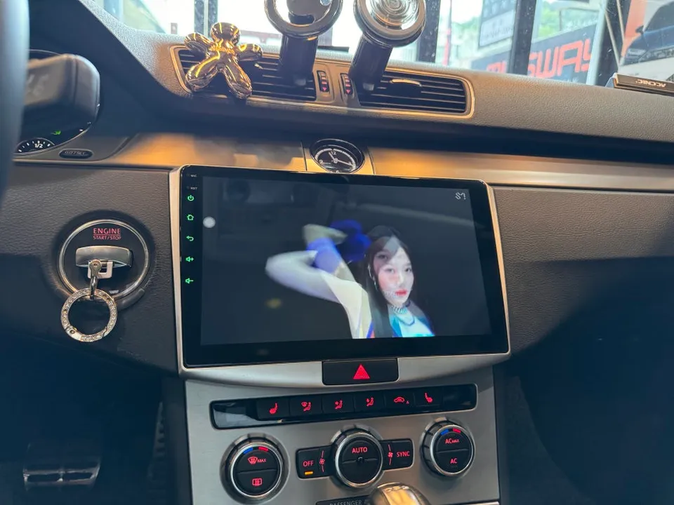 Volkswagen CCのAndroid Auto・CarPlay取付事例 施工写真 1-3