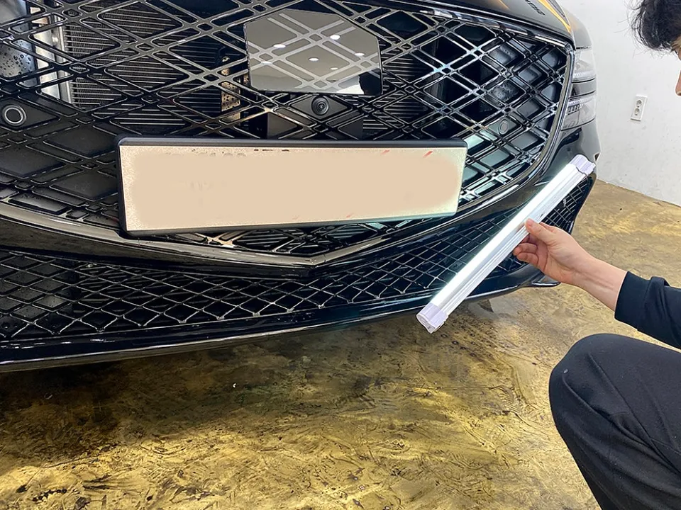 Genesis G80 カーフィルム施工事例｜費用目安・仕上がり 施工写真 5