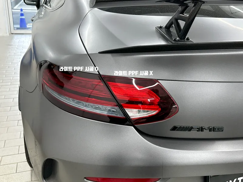 メルセデス・ベンツ C63 AMGのカーラッピング事例|費用目安・仕上がり 施工写真 3-3