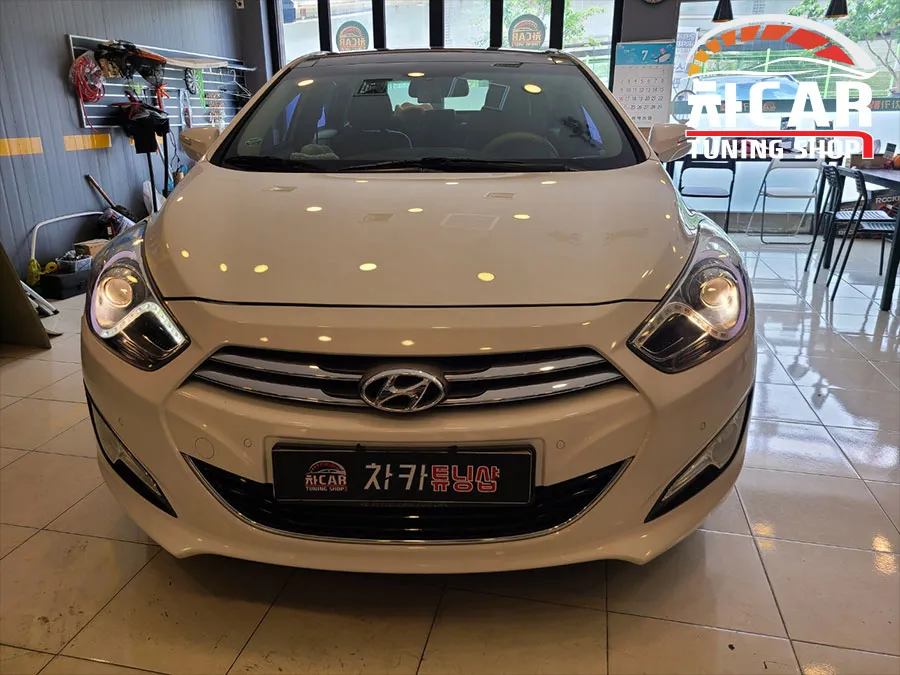 Hyundai I40 Daytime Running Light Repair Review photo 1