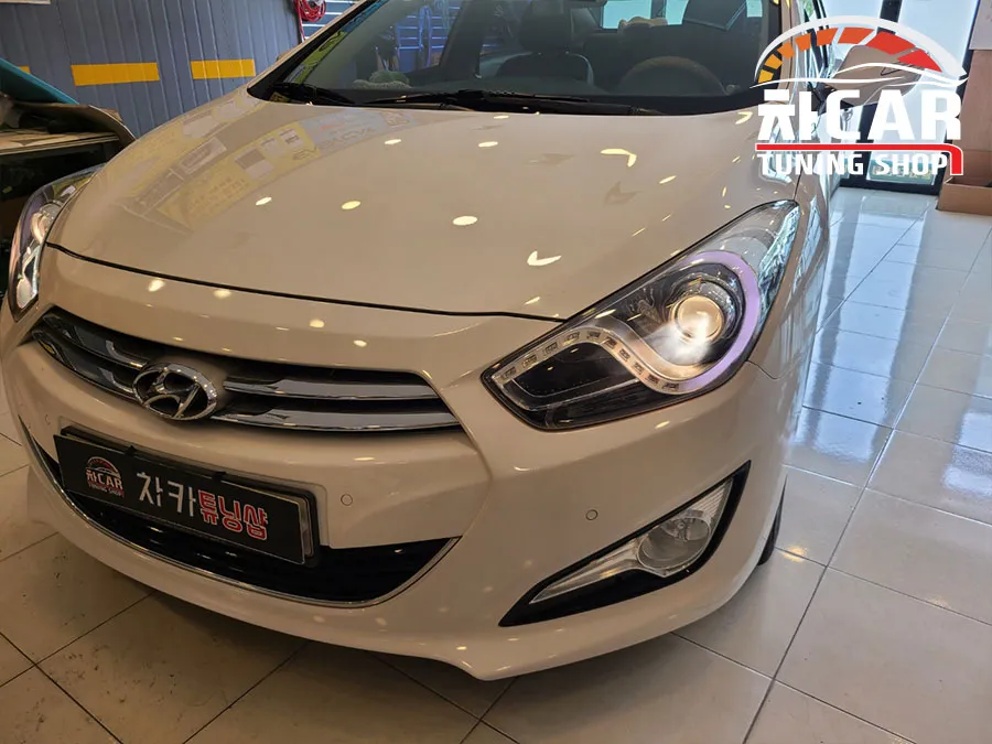 Hyundai I40 Daytime Running Light Repair Review photo 2
