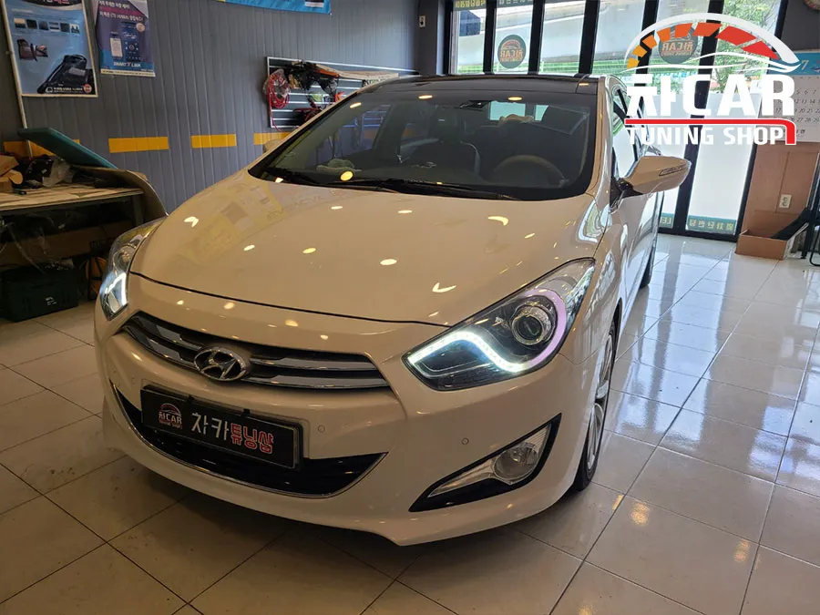 Hyundai I40 lighting upgrade - Hyundai I40 Daytime Running Light Repair Review photo 4