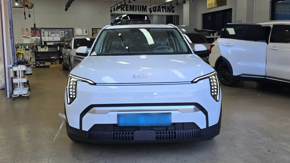 Kia EV3 new car package - Kia EV3 New Car Package Review — Flawless Finish photo 3
