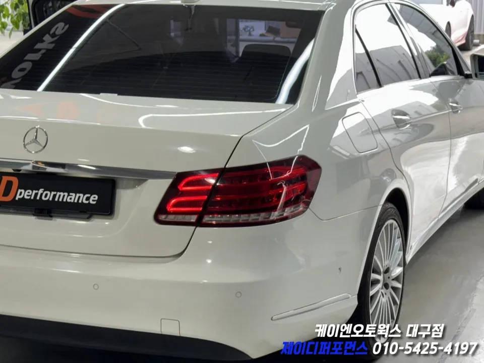 Mercedes-Benz E-Class W212 lighting upgrade - Mercedes-Benz E-Class W212 Lighting Upgrade Review photo 4