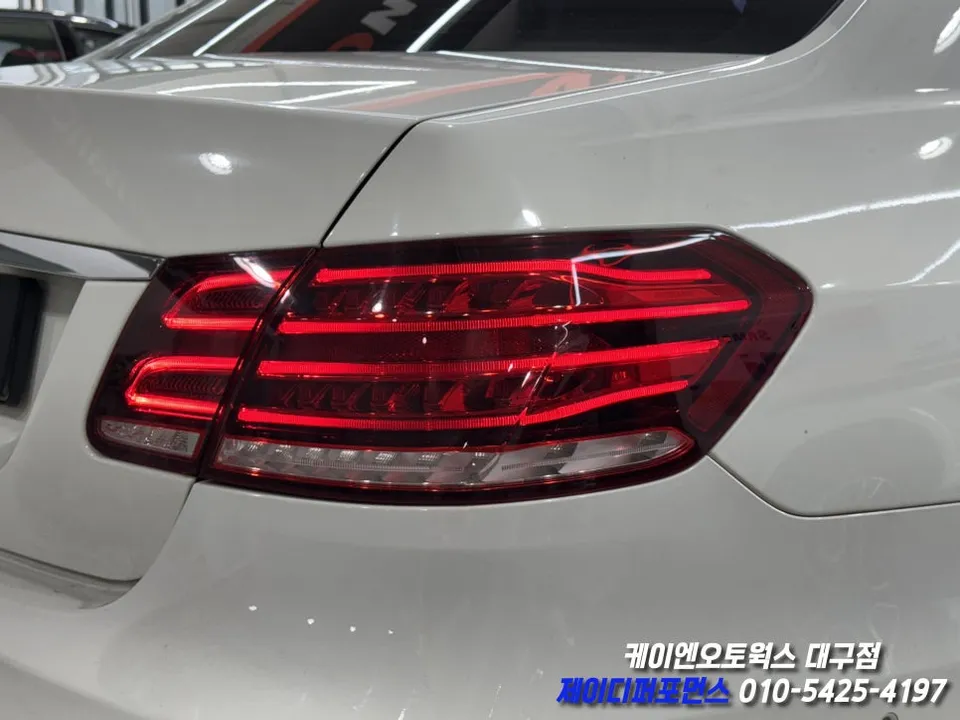 Mercedes-Benz E-Class W212 lighting upgrade - Mercedes-Benz E-Class W212 Lighting Upgrade Review photo 5
