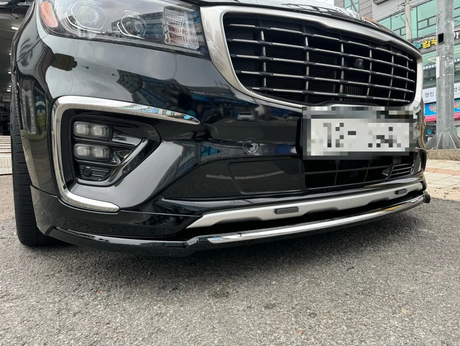 Kia Carnival KA4 body kit - Kia Carnival KA4 Body Kit Review: GSC Kit Installation photo 3