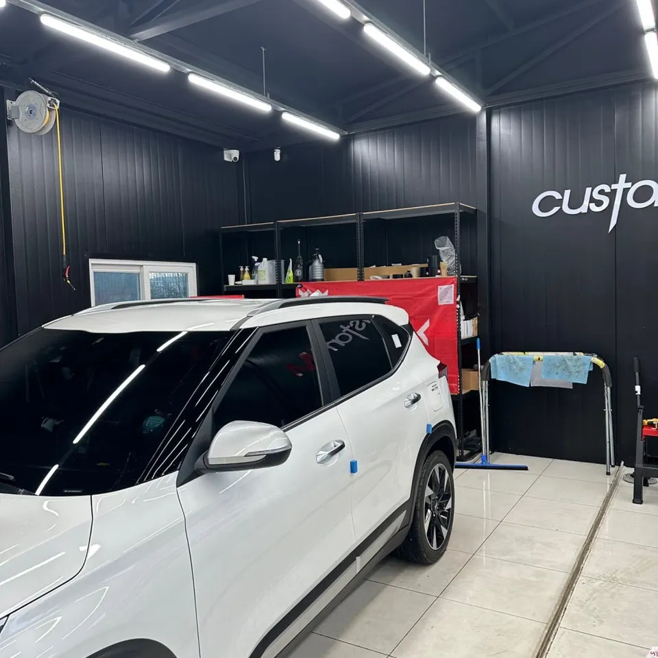 SsangYong Torresのカーラッピング事例｜費用目安・仕上がり 施工写真 2-1
