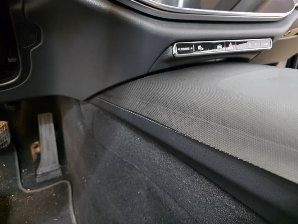 Mercedes-Benz E-Class W214 ppf - Mercedes-Benz E-Class W214 PPF Review: Interior Protection photo 5
