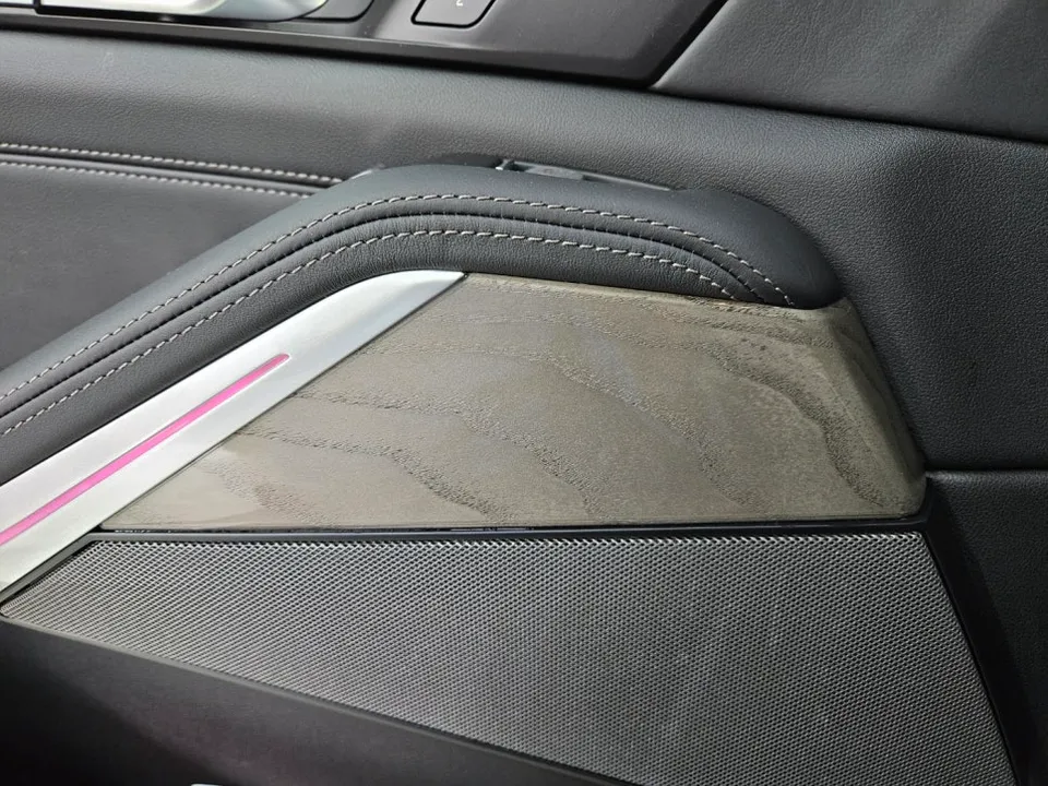 BMW X7 ppf - BMW X7 PPF Review: Interior Scratch Protection & Cost photo 4