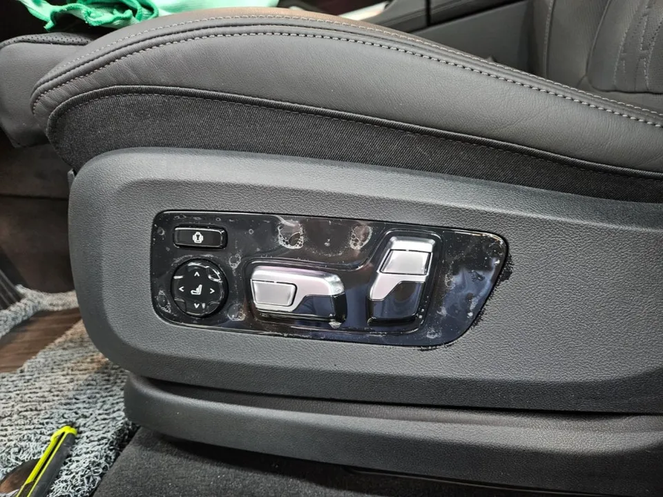 BMW X7 ppf - BMW X7 PPF Review: Interior Scratch Protection & Cost photo 5