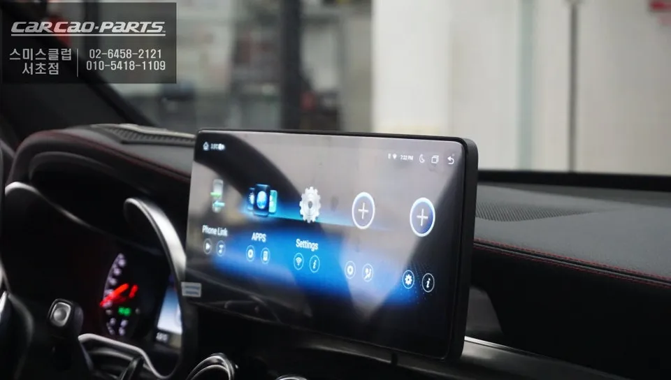 Mercedes-Benz GLCのAndroid Auto・CarPlay取付事例 施工写真 4-2
