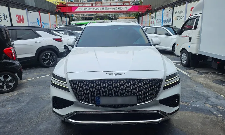 Genesis GV80 Window Tinting Review — Enhanced Comfort & Style photo 2