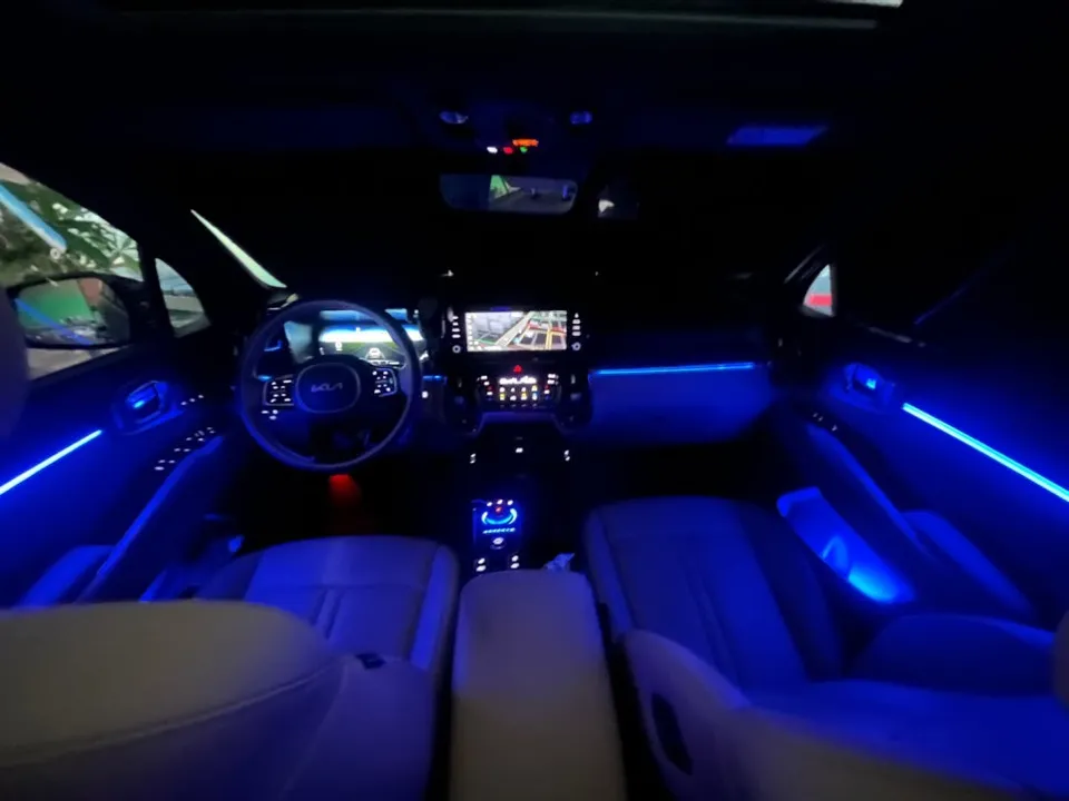 Kia Sorento MQ4 ambient lighting - Kia Sorento MQ4 Ambient Lighting Review — Enhanced Interior Mood photo 4