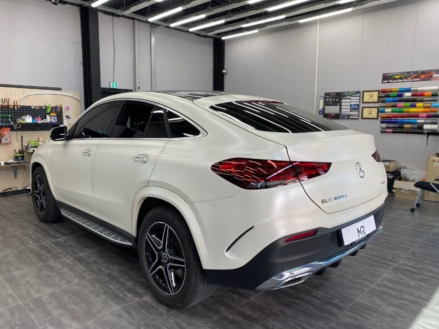 Mercedes-Benz GLEのカーラッピング事例｜費用目安・仕上がり 施工写真 3-1