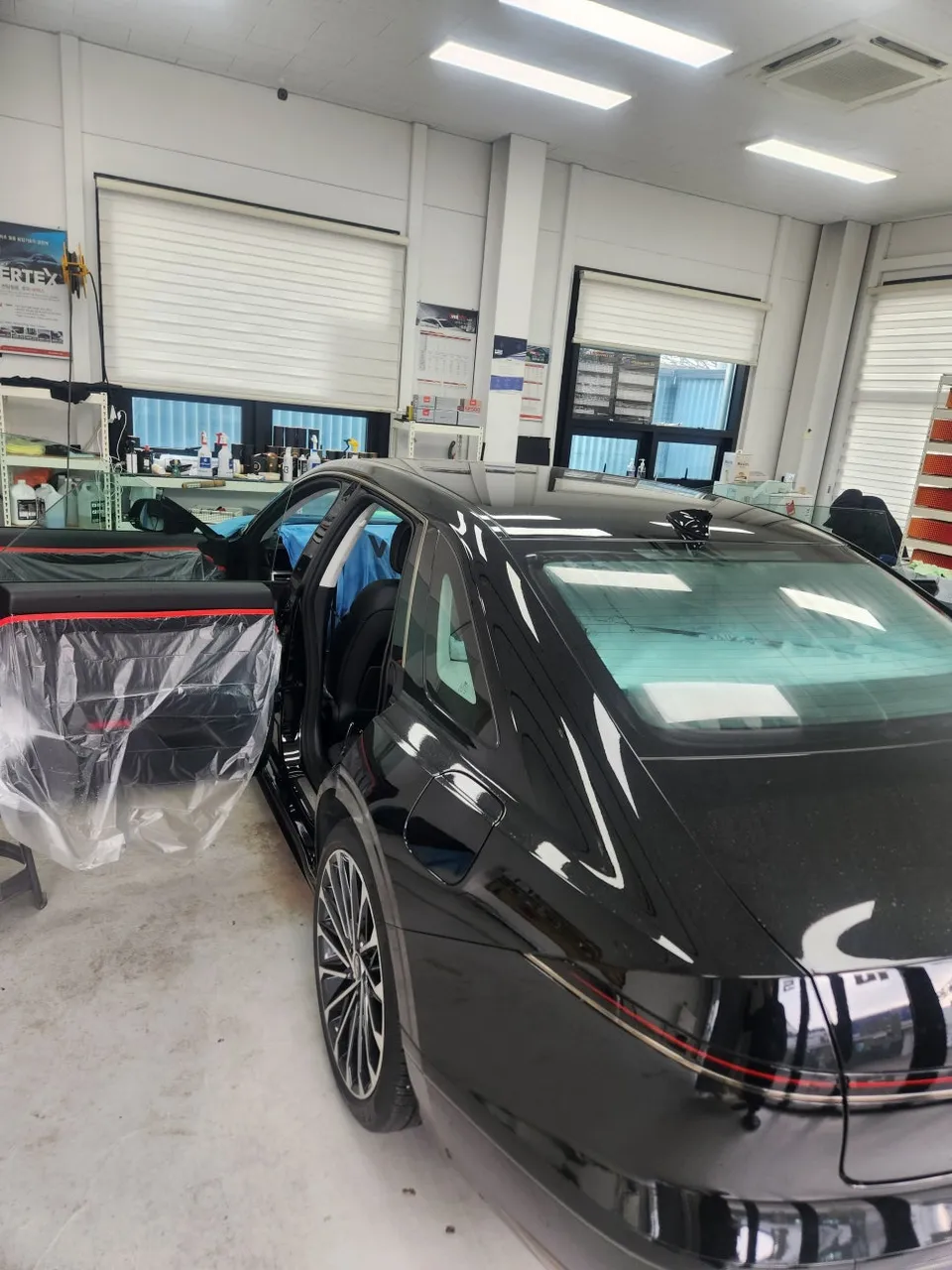 Hyundai Grandeur GN7のカーフィルム施工事例：費用目安と仕上がり 施工写真 5