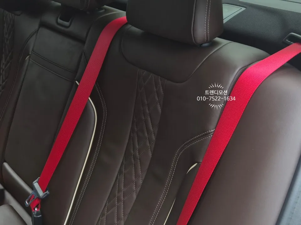BMW 5 Series G30 interior customization - BMW 5 Series G30 Interior Customization Review photo 5