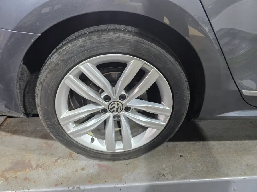 Volkswagen Passat wheel repair - Volkswagen Passat Wheel Repair Installation Review — Cost photo 3