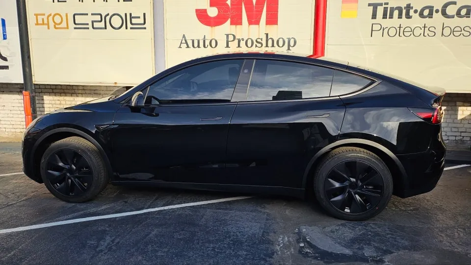 Tesla Model Y PPF施工事例｜費用目安と仕上がり 施工写真 2-2