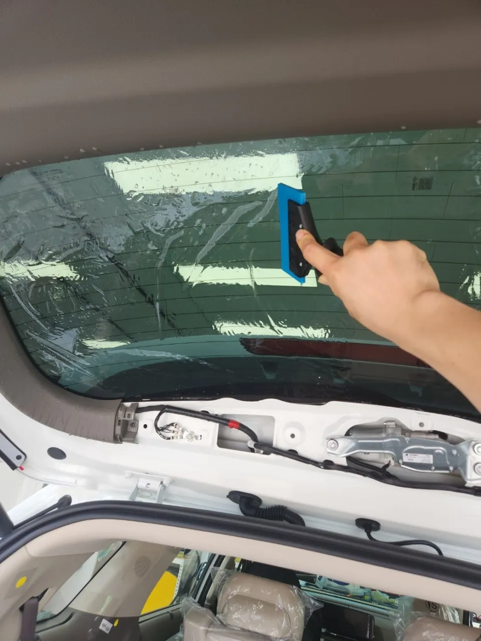 Kia Carnival ppf - Kia Carnival PPF Installation Review — Enhanced Protection photo 4