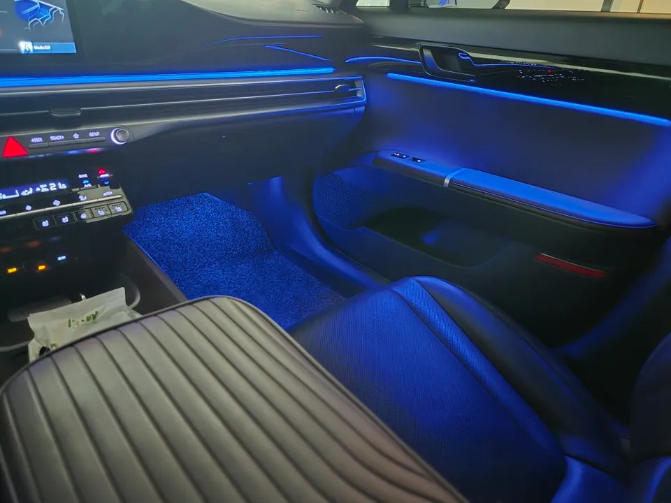 Hyundai Azera ambient lighting - Hyundai Azera Ambient Lighting Review — Seamless GlowAIR Installa photo 3